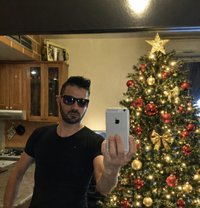 Master Straight Serious In short, a one- - Male escort in Beirut Photo 18 of 20