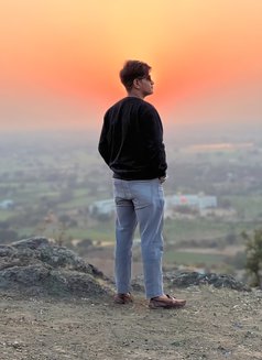 Men Filler - Male escort in Pune Photo 1 of 4