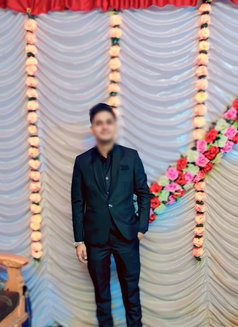 Men Fullfill Here. - Male escort in Abu Dhabi Photo 3 of 3