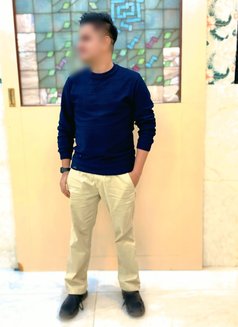 Men Fullfill Here - Male escort in Mumbai Photo 4 of 4