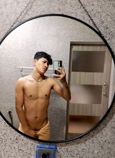 Men Sensual - Acompañantes masculino in Bali Photo 2 of 7