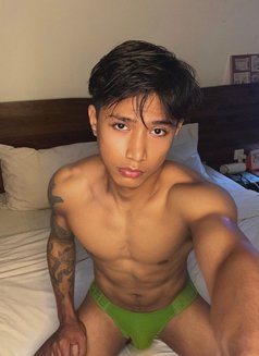 Men Sensual - Acompañantes masculino in Bali Photo 6 of 7