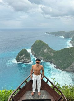 Men Sensual - Male escort in Bali Photo 5 of 7