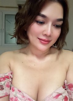 Mena nuru gel massage - puta in Muscat Photo 9 of 9