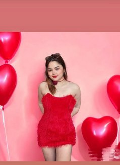 Mena Suvari - escort in Makati City Photo 6 of 7