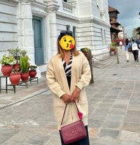 Menuka hand cash service - puta in Kathmandu