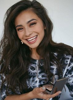 Meow - escort in Bali Photo 9 of 12