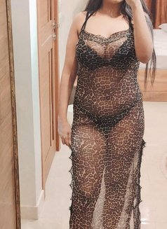 Mera - escort in Cairo Photo 2 of 12