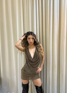 Meral new - escort in Abu Dhabi Photo 15 of 16