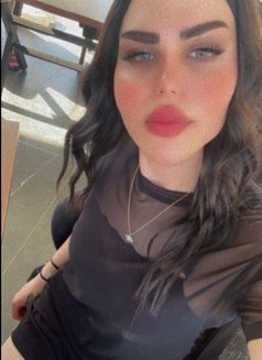 🦋Meran🦋 - Transsexual escort in Beirut Photo 3 of 3