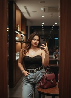 Mercedes - puta in Manila Photo 30 of 30