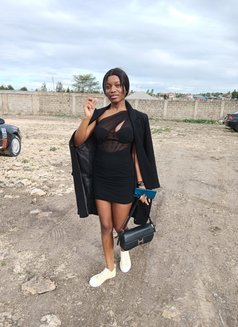 Mercedes - escort in Nairobi Photo 5 of 10