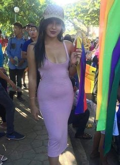 Mercedez Herrera - Transsexual escort in Hong Kong Photo 16 of 20