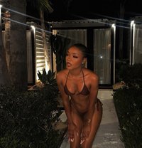 Mercy 3000 for 1 Hour From Uganda - escort in Pune