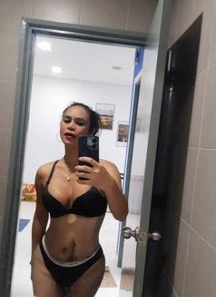 mercy dela vega - Transsexual escort in Kuala Lumpur Photo 28 of 30