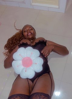 Mercy - escort in Bangkok Photo 7 of 12