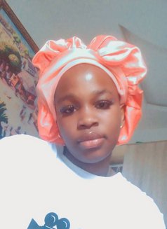 Mercy - puta in Lagos, Nigeria Photo 2 of 6