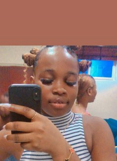 Mercy - puta in Lagos, Nigeria Photo 3 of 6