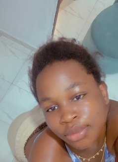 Mercy - puta in Lagos, Nigeria Photo 5 of 6