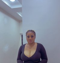 Mercy - Intérprete de adultos in Lagos, Nigeria