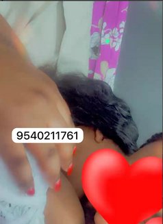 Mercy sexy' girl show cim/real meet - escort in Gurgaon Photo 15 of 16