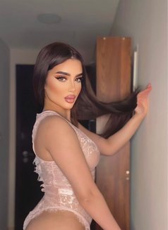 Meriam - escort in Dubai Photo 10 of 11
