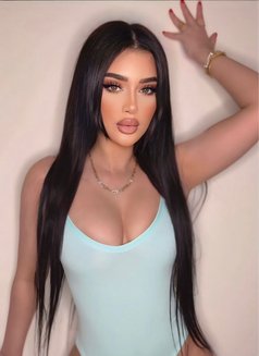 Meriam - escort in Dubai Photo 4 of 12