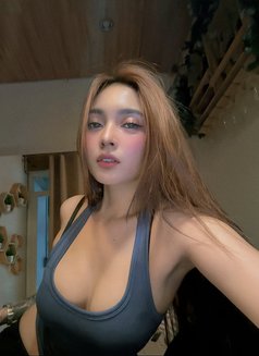 Merina - escort in Phuket Photo 3 of 7