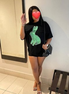 Merina - puta in Hyderabad Photo 4 of 5