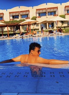 Mero - Male escort in Cairo Photo 4 of 4