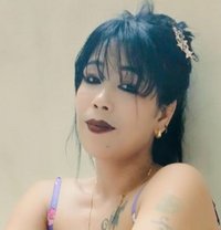 Merry (age 27) & Bhidya ( age26) - adult performer in New Delhi