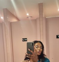 Merry - escort in Dubai