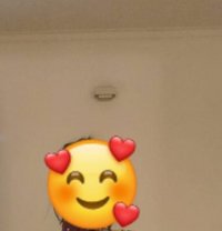 MERRY ( AGE 27) - adult performer in New Delhi