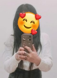 Merry lepcha( REAL MEET & CAM SESSION) - adult performer in New Delhi Photo 9 of 13