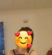 Merry lepcha ( REAL MEET,THREESOME CAM) - adult performer in New Delhi