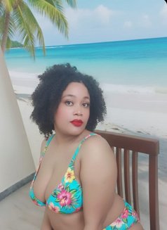 Merry - escort in Chennai Photo 2 of 3