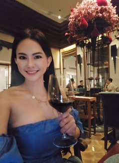 Merry - escort in Bangkok Photo 14 of 17