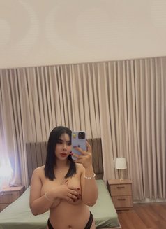 Merry - puta in Riyadh Photo 9 of 28