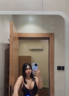 Merry - puta in Riyadh Photo 11 of 28