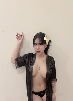 Merry - puta in Riyadh Photo 22 of 28