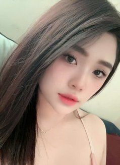 Merry2k4 - escort in Singapore Photo 3 of 6