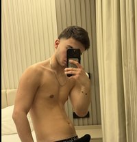 Mert - Male escort in İstanbul