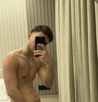 Mert - Male escort in İstanbul