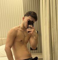 Mert - Male escort in İstanbul