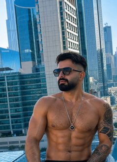 Mert-XXL-23cM - Acompañantes masculino in Dammam Photo 5 of 7