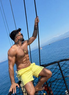 Mert-XXL-23cM - Acompañantes masculino in Dammam Photo 6 of 7