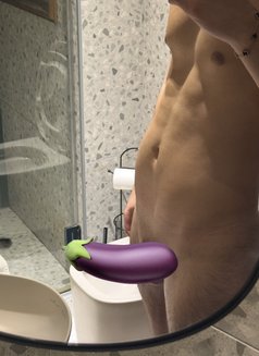 Mertcore - Acompañantes masculino in İstanbul Photo 3 of 3