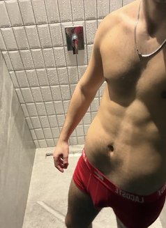 Mertcore - Male escort in İstanbul Photo 3 of 4