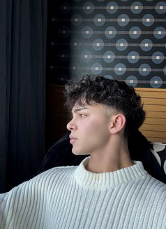 Merttwinkboyyx - Acompañantes masculino in Riyadh Photo 7 of 7