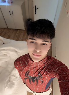 Merttwinkboyyx - Male escort in Riyadh Photo 8 of 8